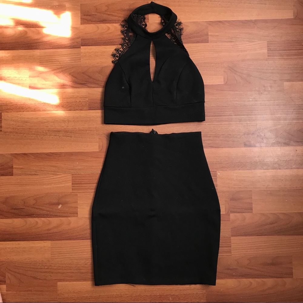 Lulu’s Chic My Interest Black Lace Two Piece Set